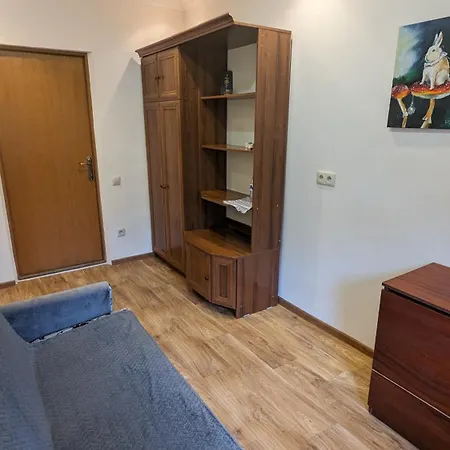 Homestay Near The Beautiful Park 2nd Floor Chisinau